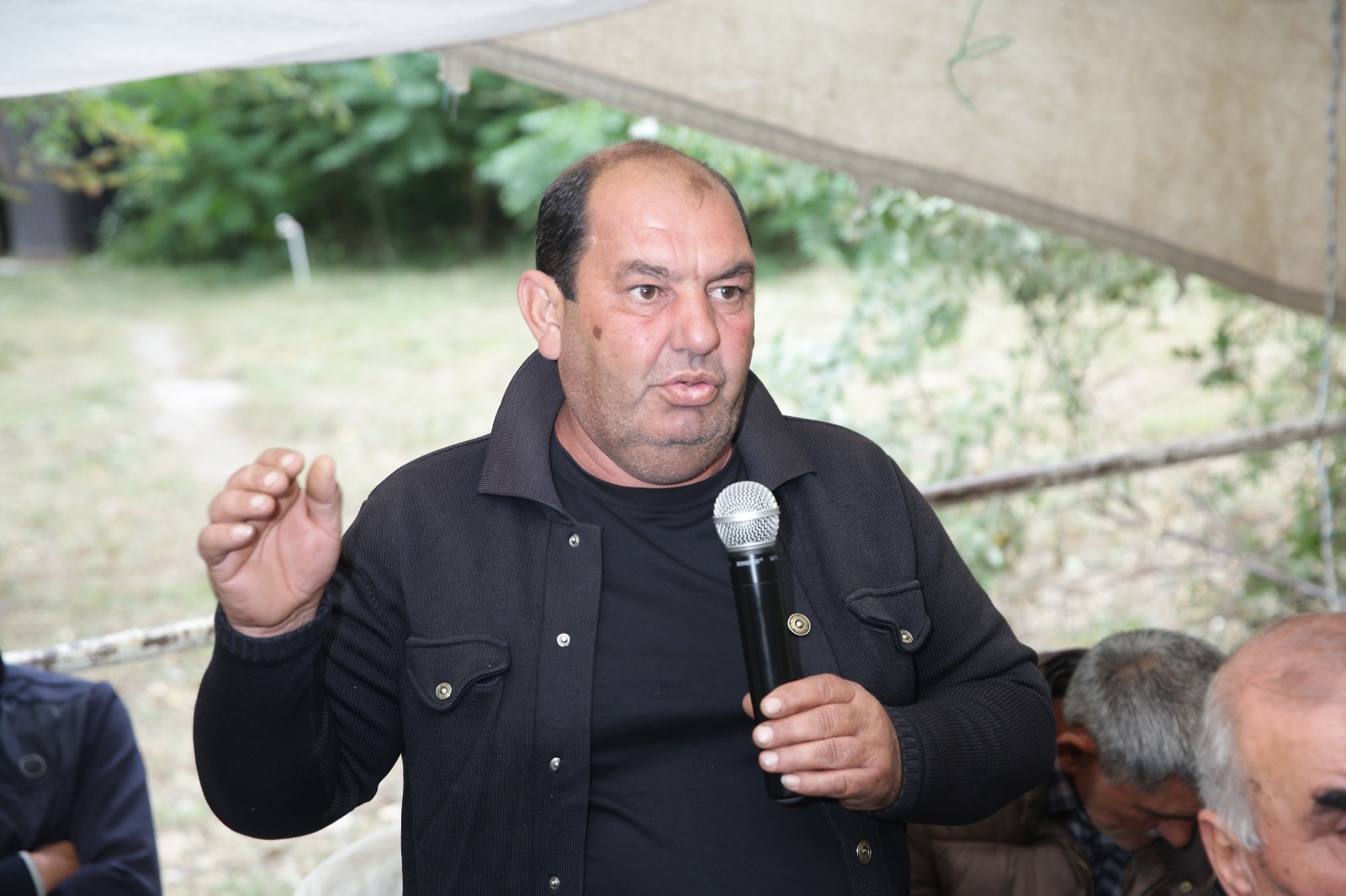 Xaçmazın Çarxı kəndində növbəti səyyar qəbul keçirilib (FOTO)