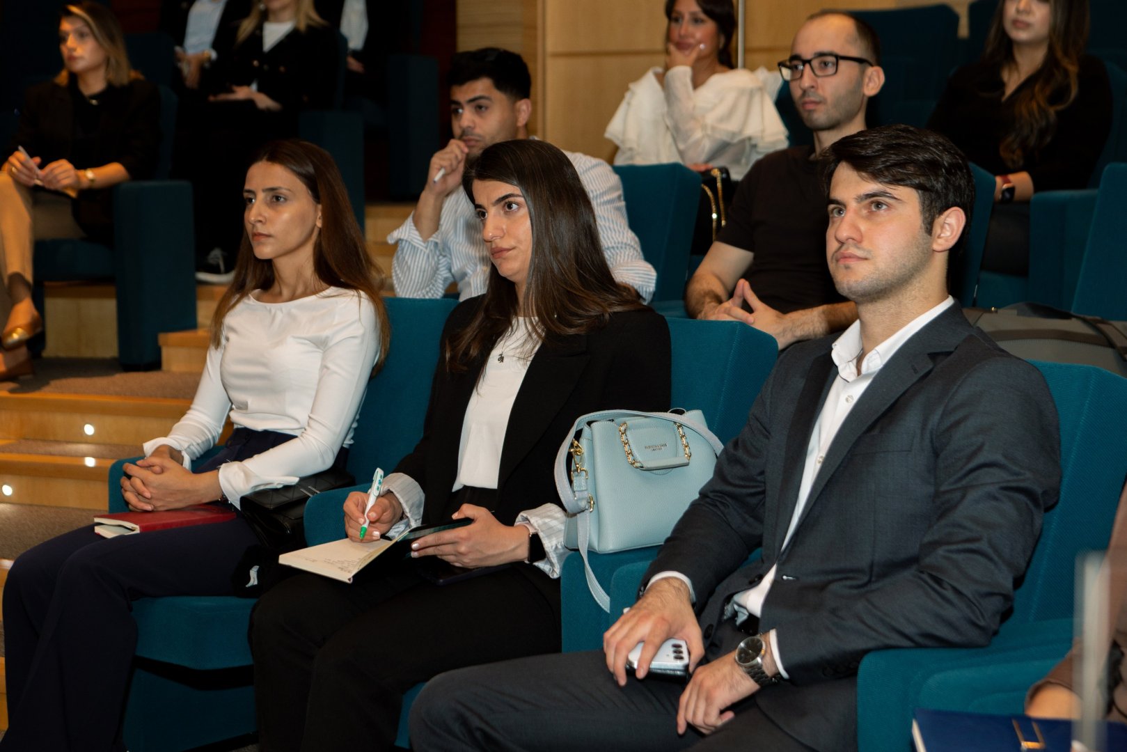 Dövlət satınalmalarında iştirak edən təchizatçı şirkətlər üçün təlim keçirilib (FOTO)