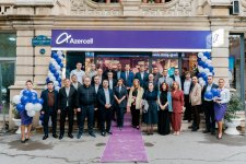 Azercell ilk yeni nəsil diler mağazasını istifadəyə verir (FOTO)