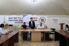 Ağdərədə mina təhlükəsinə dair maarifləndirmə təlimləri keçirilib (FOTO)