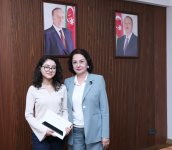 AzMİU rektoru universitetə yüksək balla qəbul olunan tələbələrlə görüşüb (FOTO)