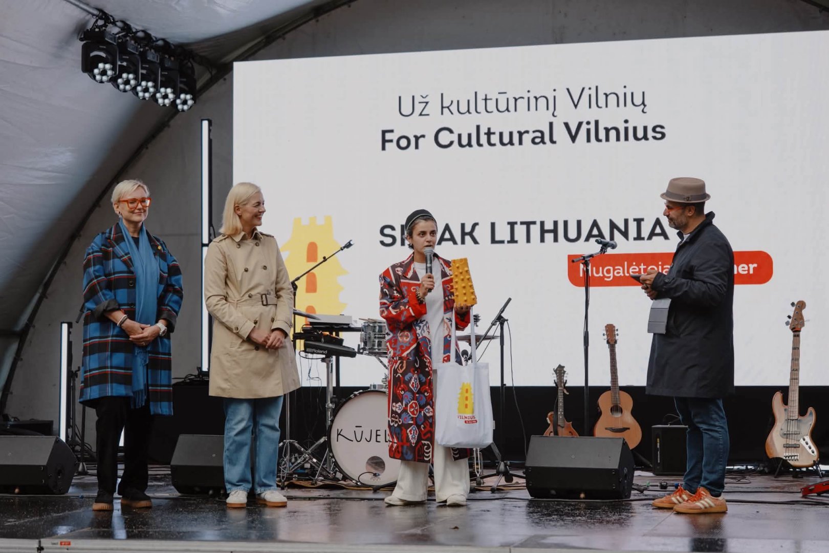 Vilnüsdə keçirilən festival Azərbaycan mədəniyyətinə marağı artırıb (FOTO)