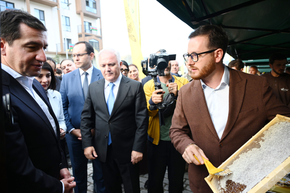 Kəlbəcərdə növbəti Bal Festivalı keçirilib (FOTO)
