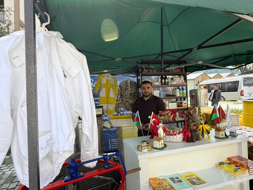 Kəlbəcərdə növbəti Bal Festivalı keçirilib (FOTO)