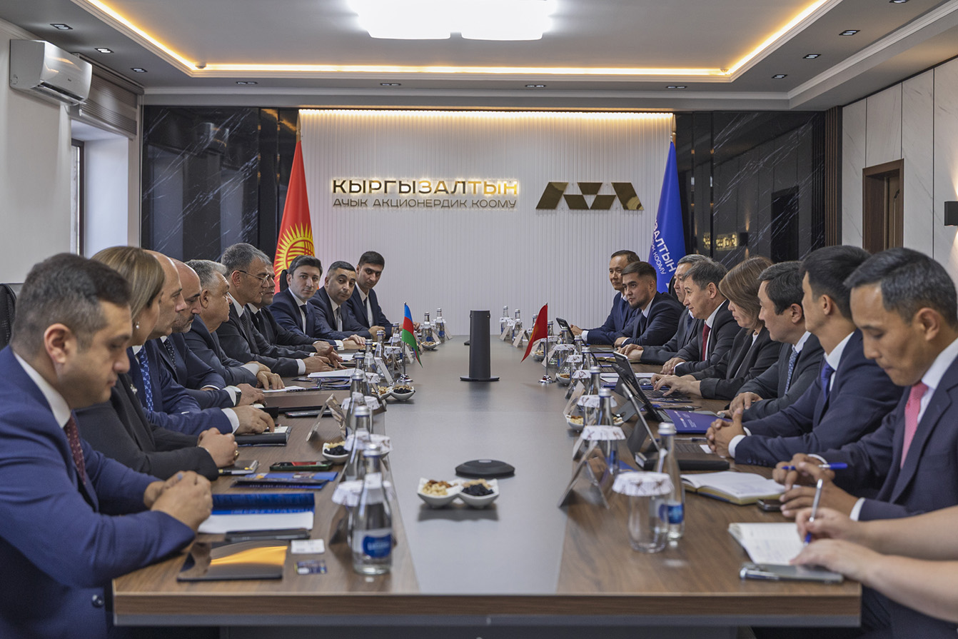 “AzerGold” və “Kyrgyzaltyn” şirkətləri Bişkekdə əməkdaşlıq perspektivlərini müzakirə ediblər (FOTO)