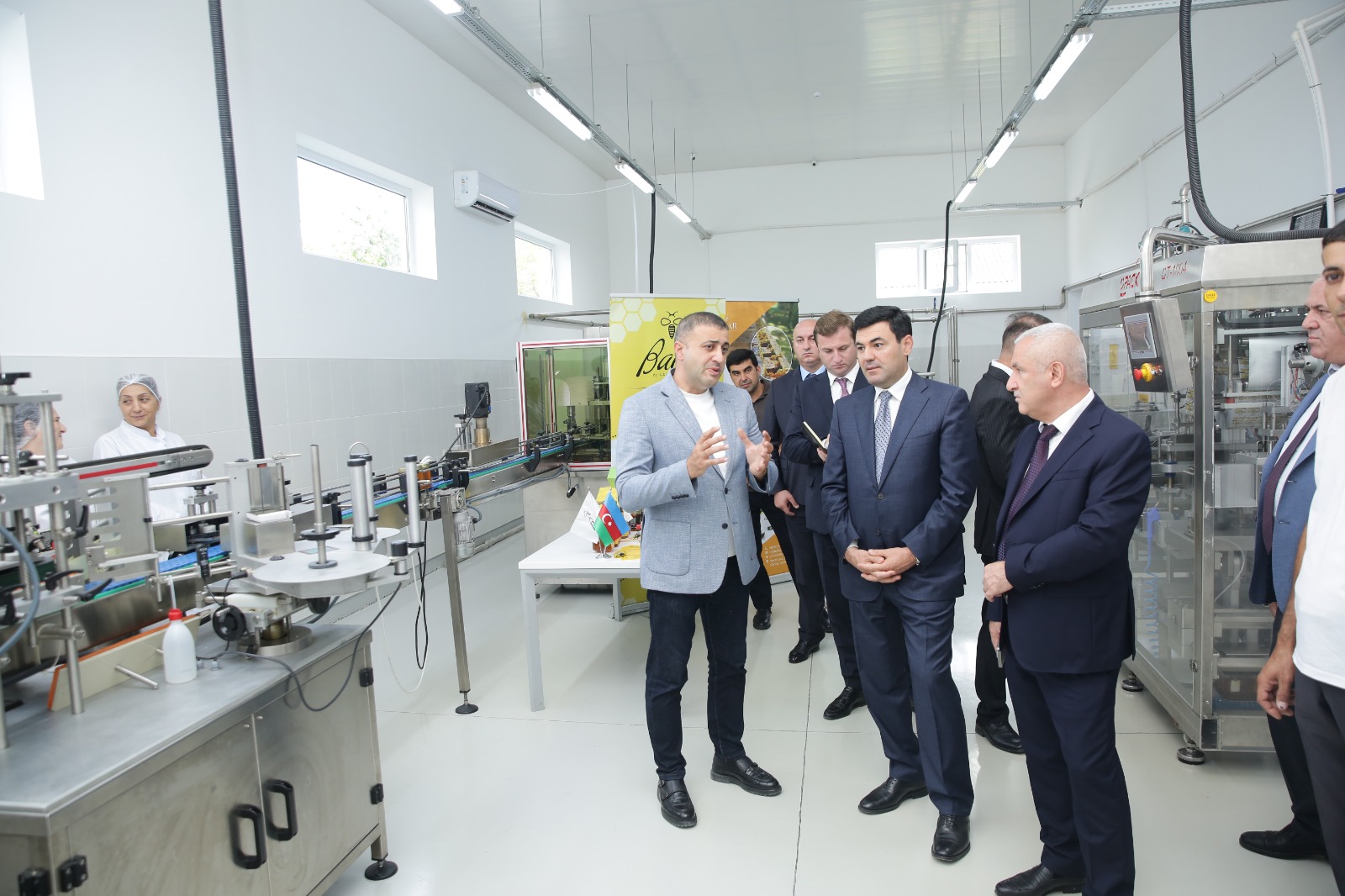 Xaçmaz rayonunda arıçılıq və bal emalı sahəsinin inkişafı diqqət mərkəzindədir (FOTO)