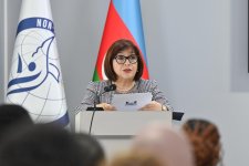 Sahibə Qafarova Qoşulmama Hərəkatının Gənclər Təşkilatının Baş Qərargahında çıxış edib (FOTO)