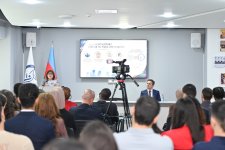 Sahibə Qafarova Qoşulmama Hərəkatının Gənclər Təşkilatının Baş Qərargahında çıxış edib (FOTO)
