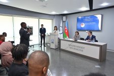 Sahibə Qafarova Qoşulmama Hərəkatının Gənclər Təşkilatının Baş Qərargahında çıxış edib (FOTO)