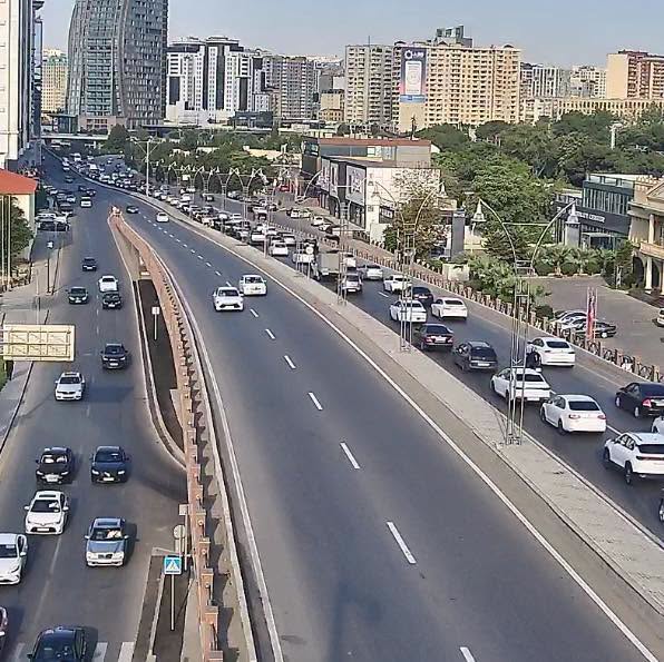 DİQQƏT: Bu yollarda tıxac var - SİYAHI (FOTO)