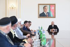 Prezident İlham Əliyev Bakıda keçirilən beynəlxalq konfransların iştirakçılarını qəbul edib (FOTO/VİDEO)