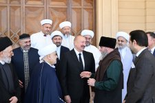 Prezident İlham Əliyev Bakıda keçirilən beynəlxalq konfransların iştirakçılarını qəbul edib (FOTO/VİDEO)