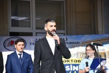 Bu gün Azərbaycanda Bilik günüdür (FOTO)