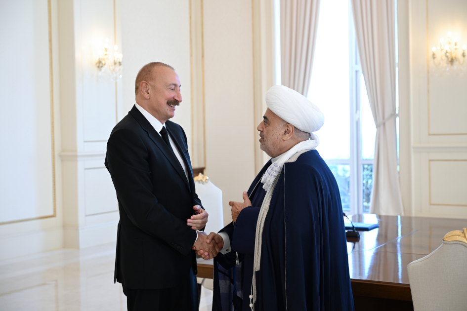 Prezident İlham Əliyev Bakıda keçirilən beynəlxalq konfransların iştirakçılarını qəbul edib (FOTO/VİDEO)