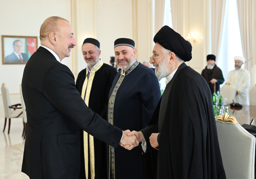 Prezident İlham Əliyev Bakıda keçirilən beynəlxalq konfransların iştirakçılarını qəbul edib (FOTO/VİDEO)