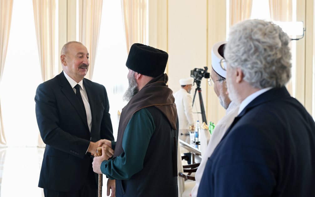 Prezident İlham Əliyev Bakıda keçirilən beynəlxalq konfransların iştirakçılarını qəbul edib (FOTO/VİDEO)