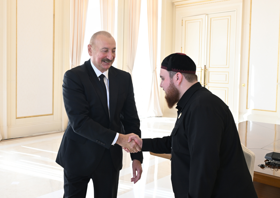 Prezident İlham Əliyev Bakıda keçirilən beynəlxalq konfransların iştirakçılarını qəbul edib (FOTO/VİDEO)