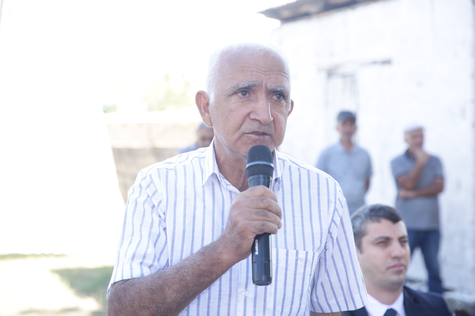 Xaçmazın Ləcət kəndində növbəti səyyar qəbul keçirilib (FOTO)