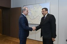 Ceyhun Bayramov Pan-Afrika Parlamentinin prezidenti ilə Azərbaycan-Afrika əlaqələrinin inkişafını müzakirə edib (FOTO)