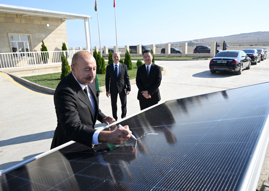Prezident İlham Əliyev “Qobustan” Günəş Elektrik Stansiyasının açılışında iştirak edib (FOTO)
