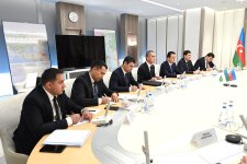 SOCAR və Özbəkistan "Üstyurt" investisiya bloklarında layihələrin həyata keçirilməsini müzakirə edib (FOTO)