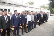 Xaçmaz Rayon İcra Hakimiyyətinin başçısı Elnur Rzayev Ağyazı Buduq kəndində sakinlərlə görüşüb (FOTO)