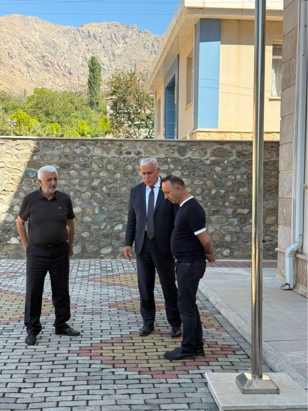 Milli Məclisin deputatı Vüqar Rəhimzadə Ordubadda seçiciləri ilə növbəti görüşünü keçirib (FOTO)