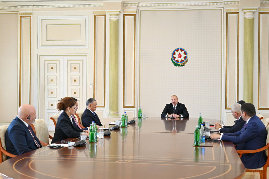 Prezident İlham Əliyev TDT-yə üzv ölkələrin təhlükəsizlik üzrə rəhbər şəxslərini qəbul edib (FOTO)