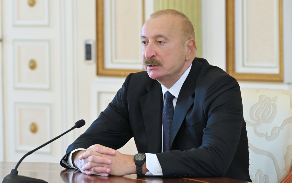 Prezident İlham Əliyev TDT-yə üzv ölkələrin təhlükəsizlik üzrə rəhbər şəxslərini qəbul edib (FOTO)