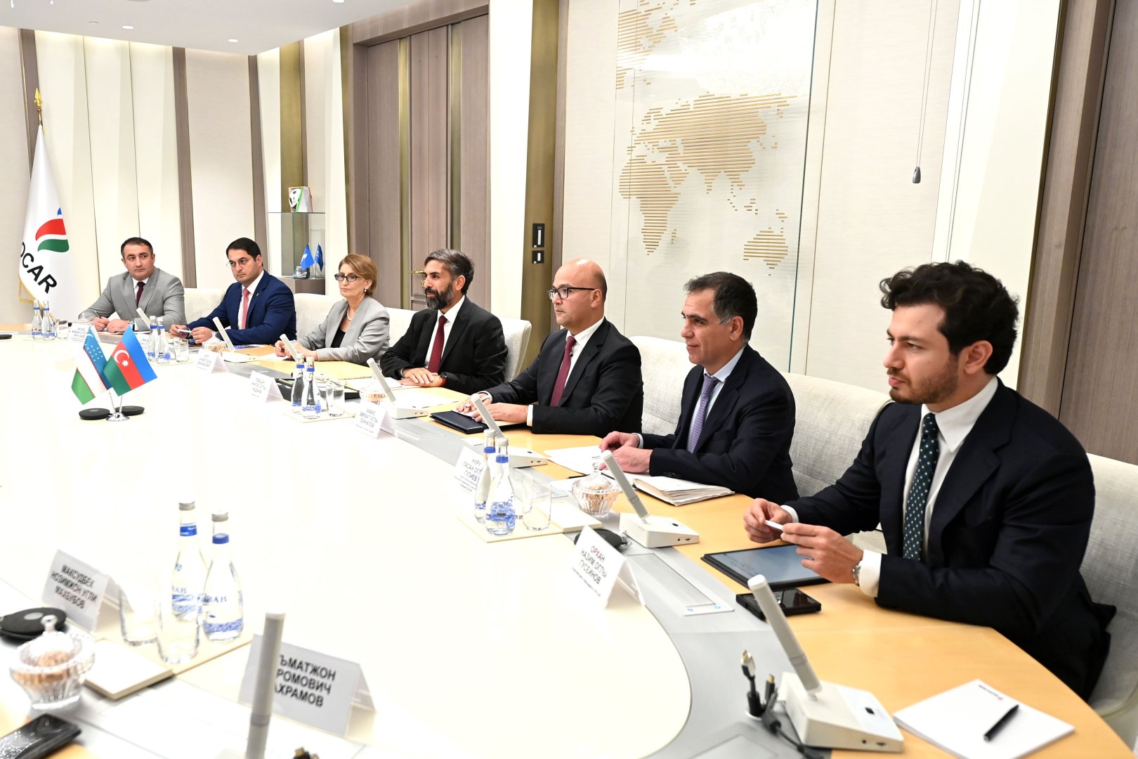 SOCAR və Özbəkistan "Üstyurt" investisiya bloklarında layihələrin həyata keçirilməsini müzakirə edib (FOTO)