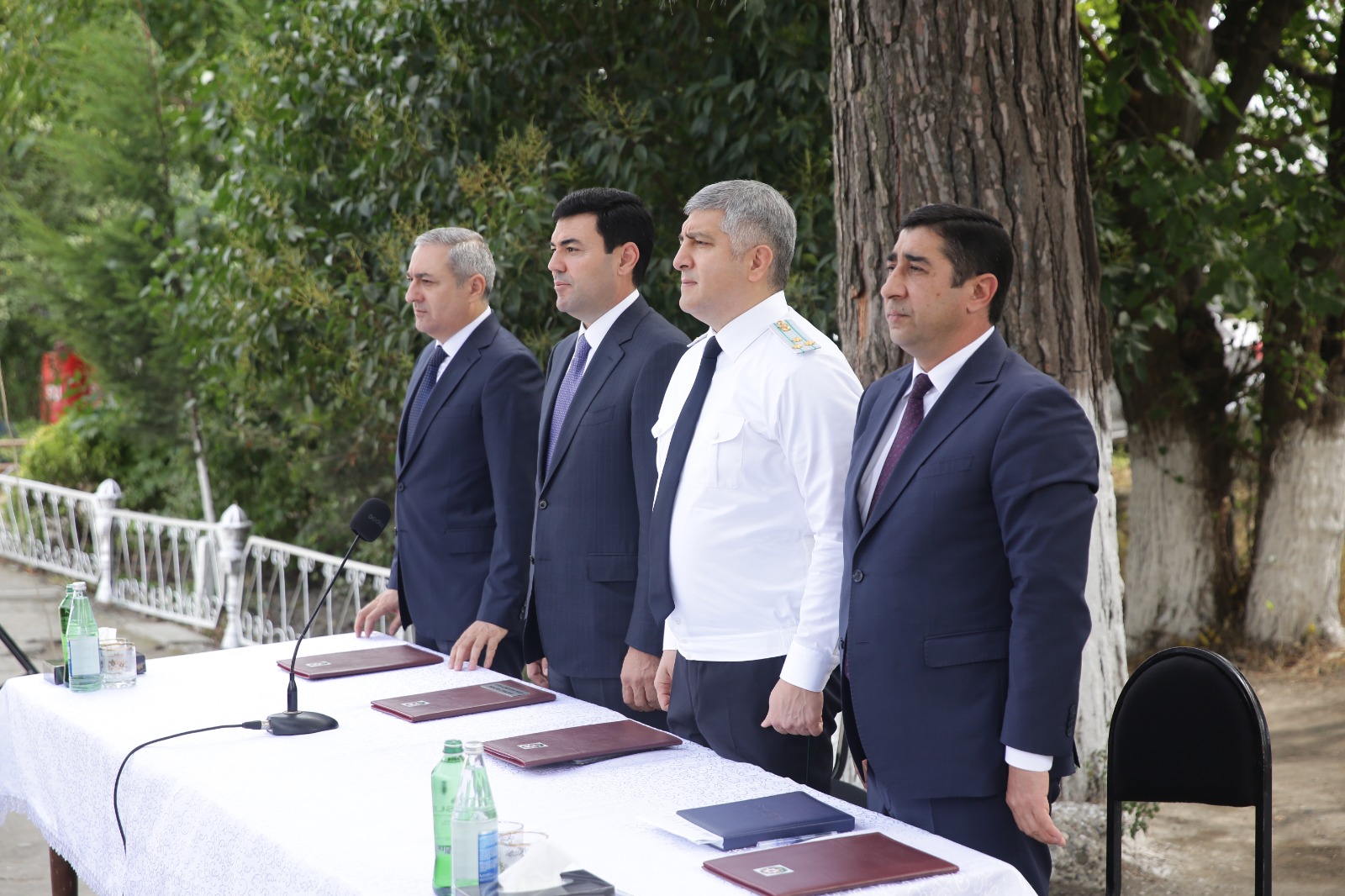 Xaçmaz Rayon İcra Hakimiyyətinin başçısı Elnur Rzayev Ağyazı Buduq kəndində sakinlərlə görüşüb (FOTO)