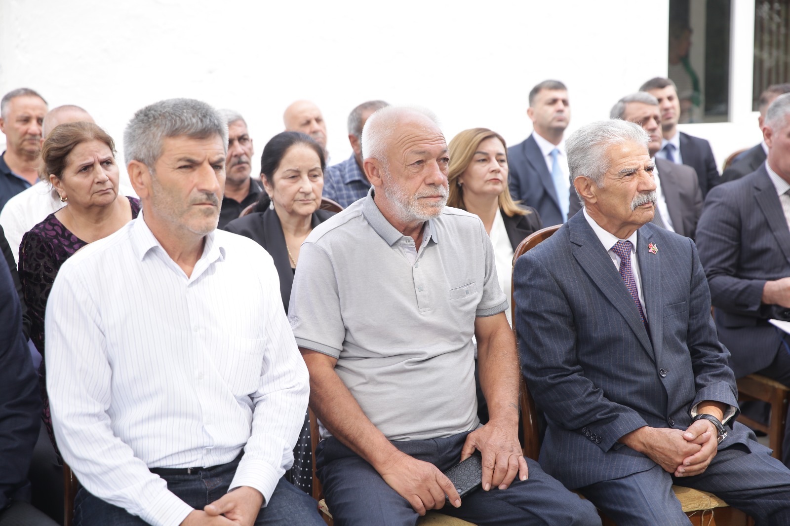 Xaçmaz Rayon İcra Hakimiyyətinin başçısı Elnur Rzayev Ağyazı Buduq kəndində sakinlərlə görüşüb (FOTO)