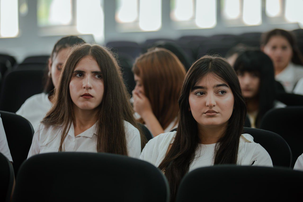 Lənkəranda qızlar üçün “Yango Azerbaijan” təhsil proqramına start verilib: Future Skills Academy - Lankaran (FOTO)