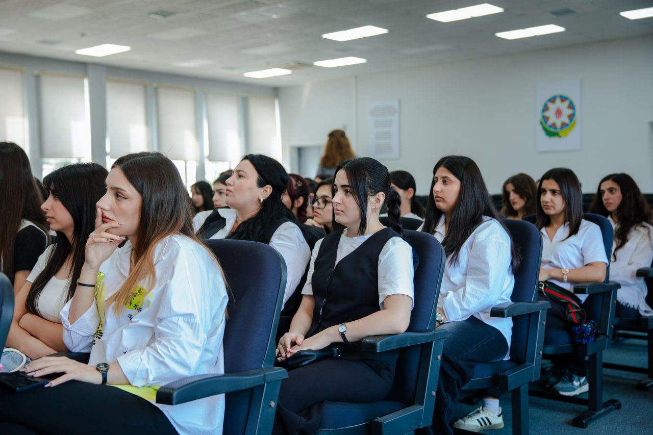 Lənkəranda qızlar üçün “Yango Azerbaijan” təhsil proqramına start verilib: Future Skills Academy - Lankaran (FOTO)