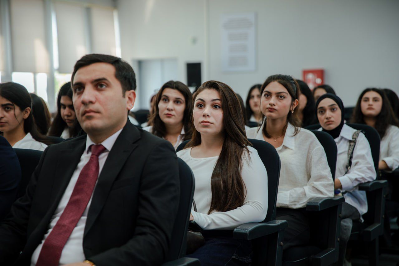 Lənkəranda qızlar üçün “Yango Azerbaijan” təhsil proqramına start verilib: Future Skills Academy - Lankaran (FOTO)