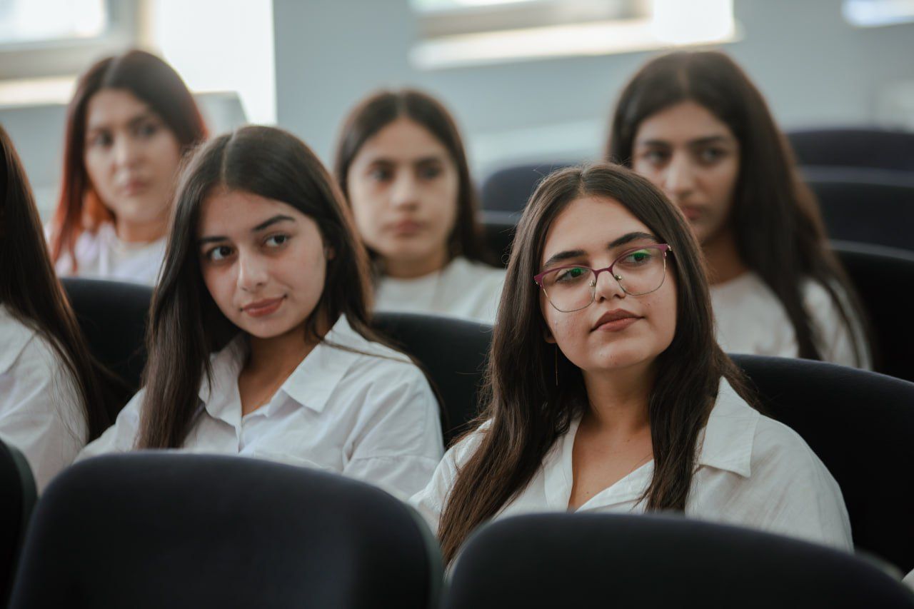 Lənkəranda qızlar üçün “Yango Azerbaijan” təhsil proqramına start verilib: Future Skills Academy - Lankaran (FOTO)