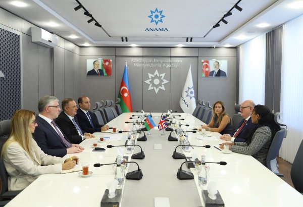 ANAMA ilə Böyük Britaniya arasında minatəmizləmə sahəsində yeni layihələr müzakirə edilib (FOTO)