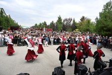 Şamaxıda Üzüm və Şərab Festivalının açılış mərasimi keçirilib (FOTO)
