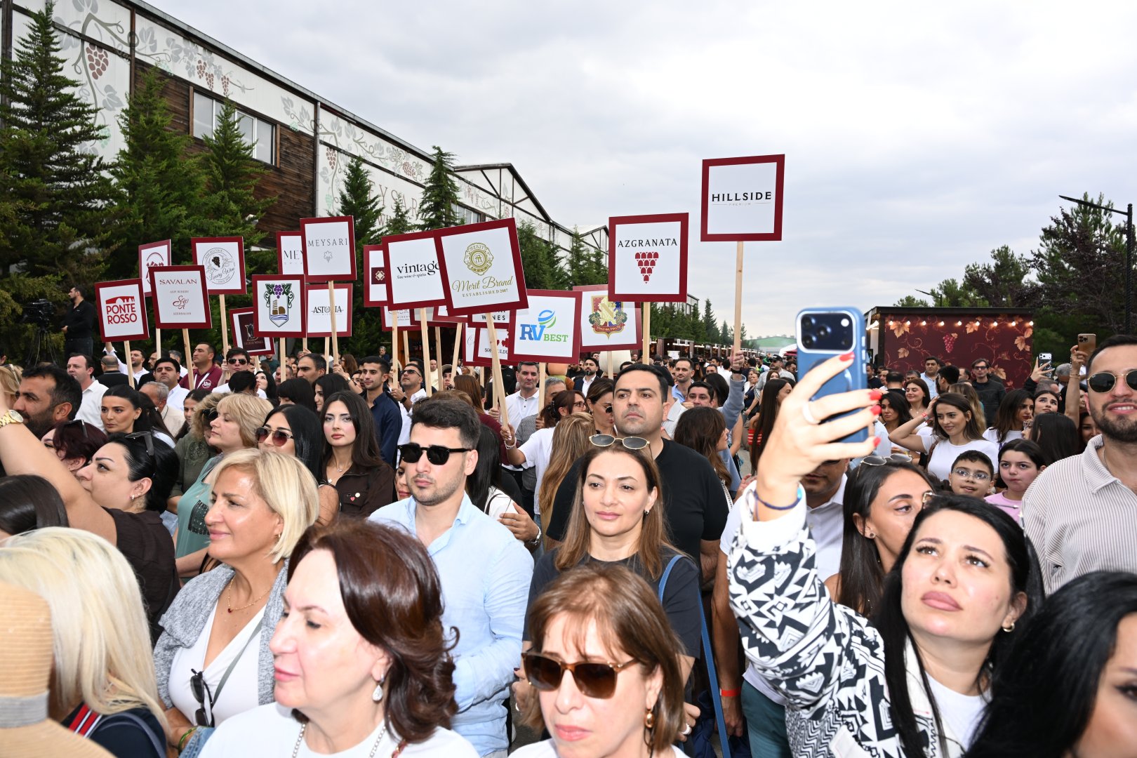 Şamaxıda Üzüm və Şərab Festivalının açılış mərasimi keçirilib (FOTO)