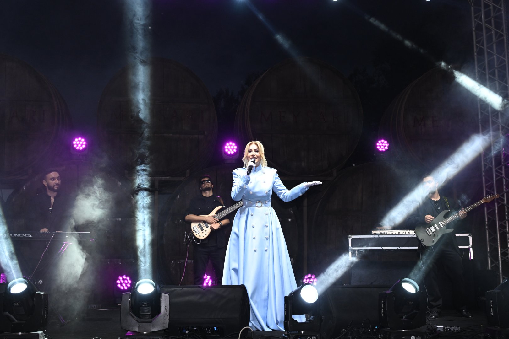 Şamaxıda Üzüm və Şərab Festivalının açılış mərasimi keçirilib (FOTO)