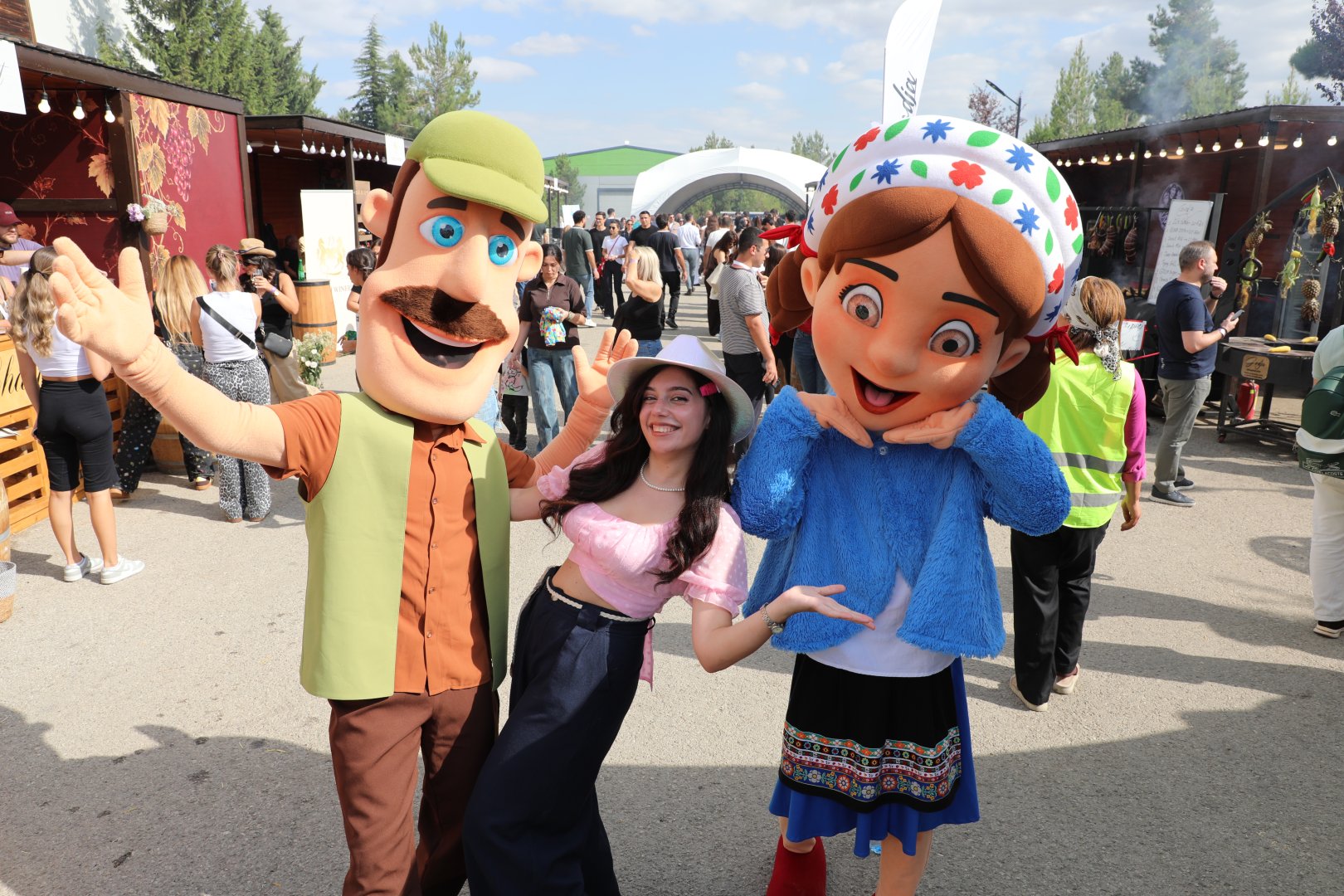 Üzüm, şərab və musiqi - Şamaxıda festival belə başa çatdı (FOTO)