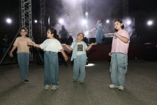 Meysəridə festival axşamı: səhnədə sevilən ifaçılar (FOTO/VİDEO)