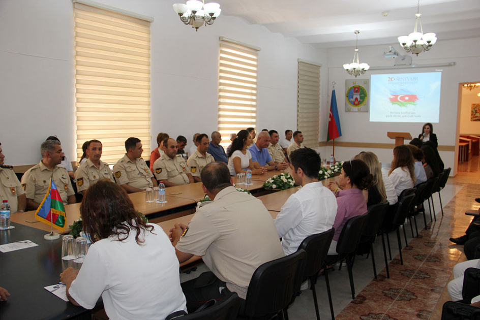 Azərbaycan Ordusunda Dövlət Suverenliyi Günü silsilə tədbirlərlə qeyd olunub (FOTO)