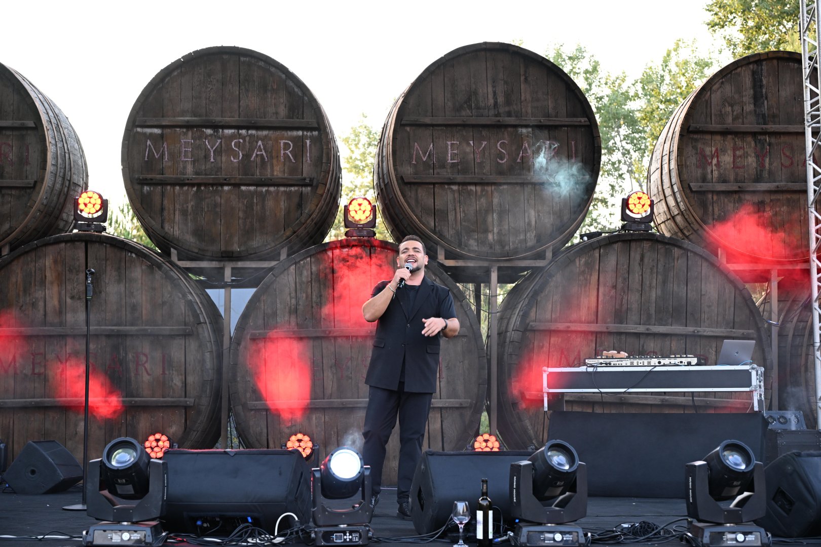 Meysəridə festival axşamı: səhnədə sevilən ifaçılar (FOTO/VİDEO)
