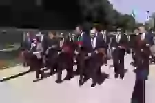 SOCAR-ın kollektivi Fəxri xiyabanı və Şəhidlər xiyabanını ziyarət edib (FOTO)