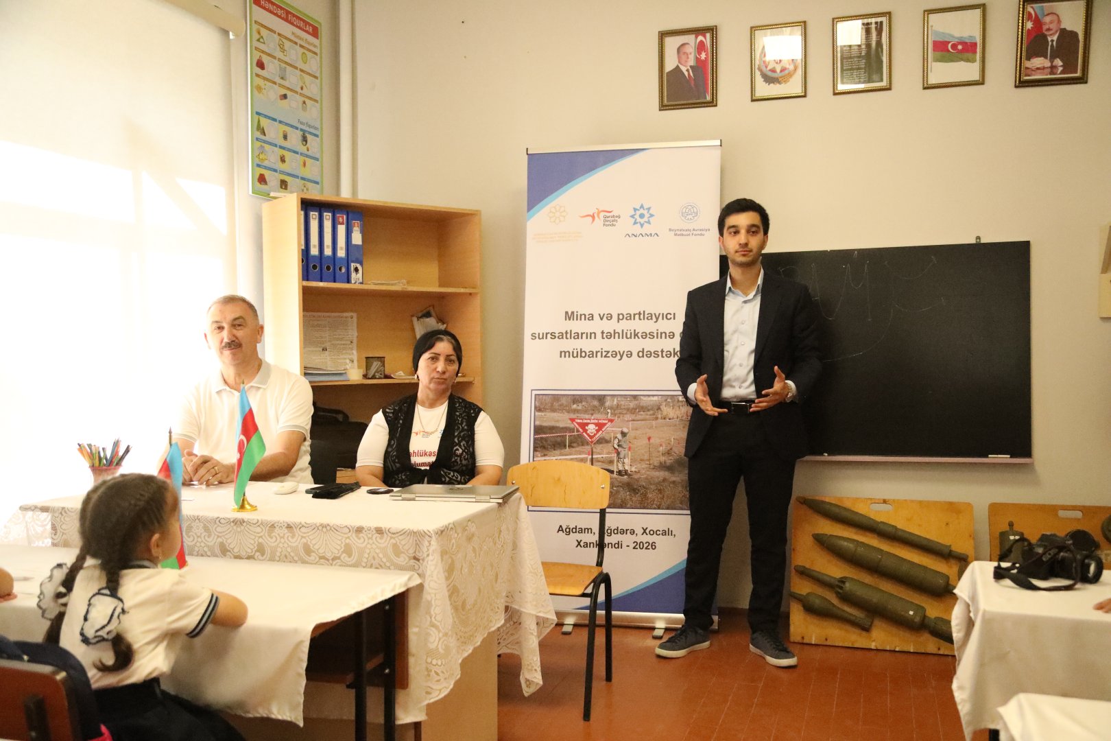 Ağdərə rayonunun Həsənriz kəndində mina təhlükəsinə dair maarifləndirmə təlimləri keçirilib (FOTO)