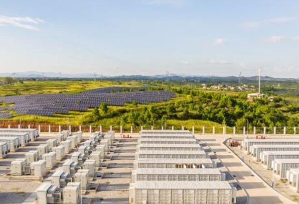 Azərbaycan enerji saxlanc sistemi layihəsi üzrə müqavilə imzalayıb