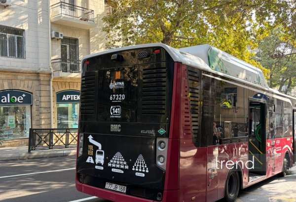 “Avtovağzal” və “Xocəsən” metrostansiyalarında avtobuslar üçün yeni dayanacaq yaradılıb