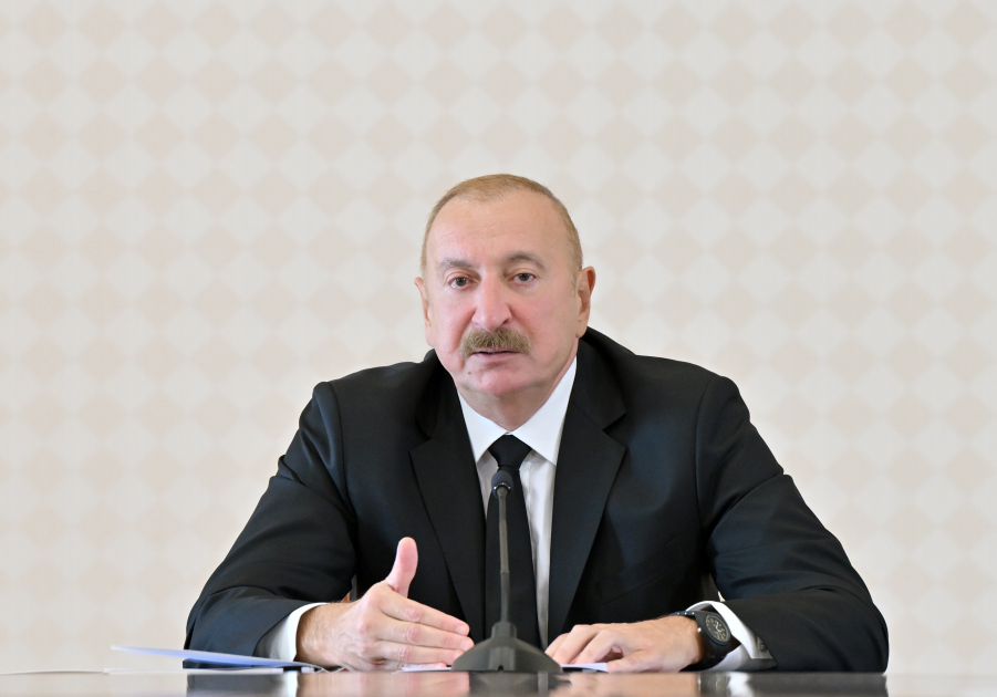 Prezident İlham Əliyevin sədrliyi ilə dağ-mədən və metallurgiya sənayesinin inkişafına dair Dövlət Proqramına həsr olunmuş müşavirə keçirilib (FOTO/VİDEO)