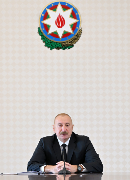 Prezident İlham Əliyevin sədrliyi ilə dağ-mədən və metallurgiya sənayesinin inkişafına dair Dövlət Proqramına həsr olunmuş müşavirə keçirilib (FOTO/VİDEO)